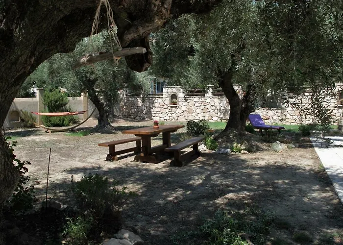 Lioriza Country בית נופש Kalamákion